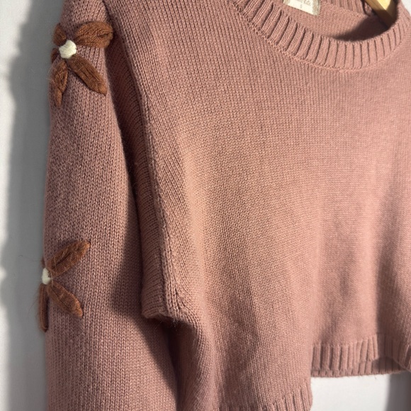 Altar'd State Pink Cropped Knit Sweater S with Floral sleeve Accents - Picture 2 of 6